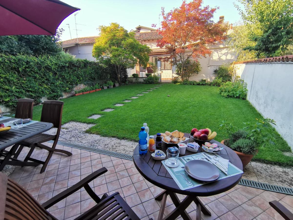 Il Colibri Bed&Breakfast Leno Exteriér fotografie